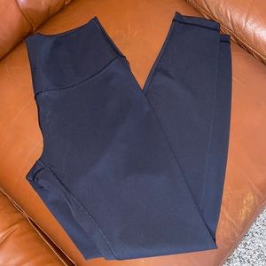 Brand new never worn Lululemon pants size 8